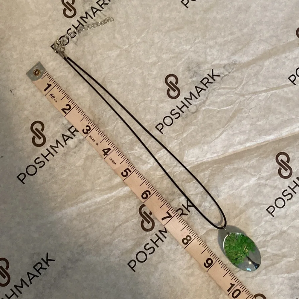 Tree of Life necklace - Picture 2 of 4